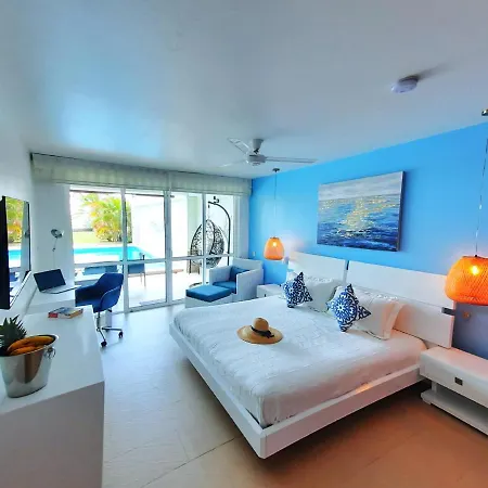 Sol & Mar Cartagena, Beachfront & Private Pool *