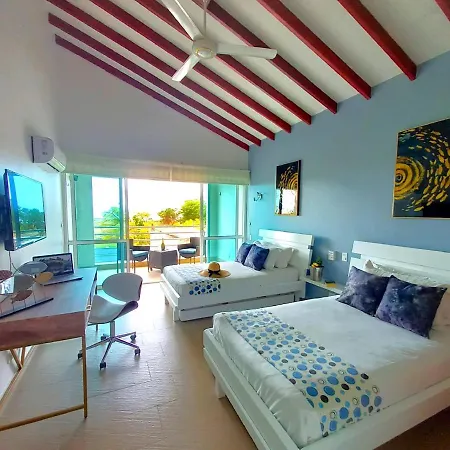 Villa Sol & Mar Cartagena, Beachfront & Private Pool