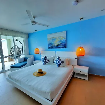 Sol & Mar Cartagena, Beachfront & Private Pool Cartagena
