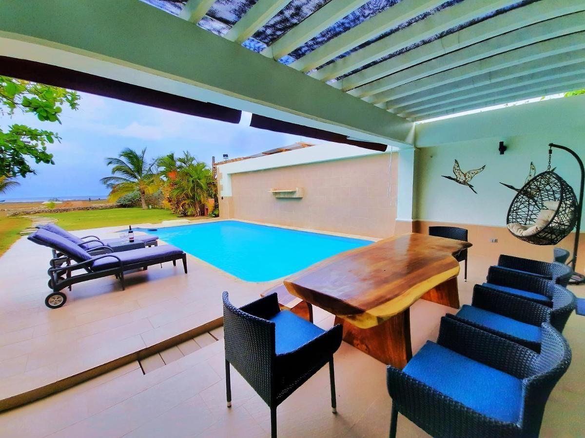 Sol & Mar Cartagena, Beachfront & Private Pool Cartagena