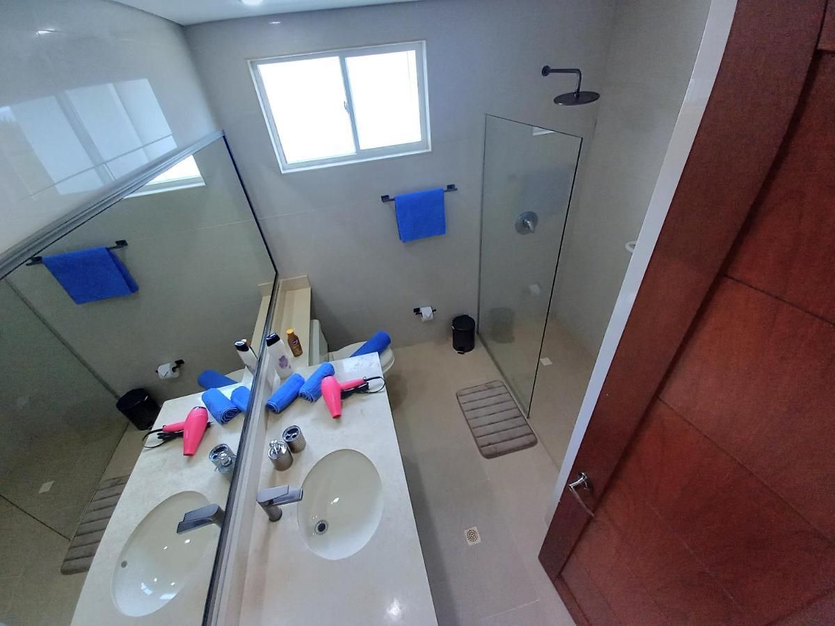 Sol & Mar Cartagena, Beachfront & Private Pool Villa Cartagena