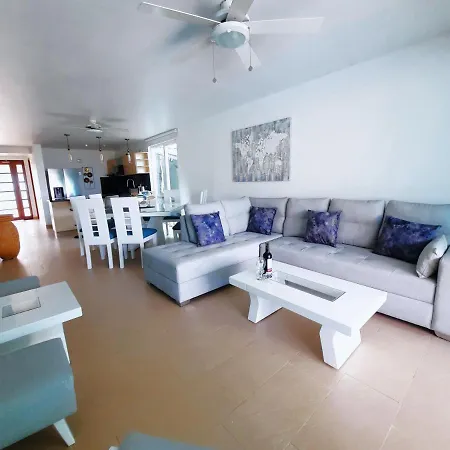 Sol & Mar Cartagena, Beachfront & Private Pool Villa